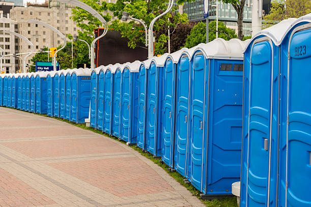 Best Long-Term Portable Toilet Rental  in East Rutherford, NJ